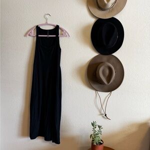 Beyond Yoga Spacedye black Dress size small EUC